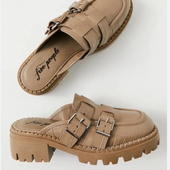 Free People Shoes - Free People Buckle Lyra Lug Croc Loafer Size EU38.5/US 8.5